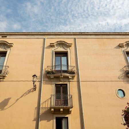 Suite La Pergola - Centro Storico Catania Exterior photo